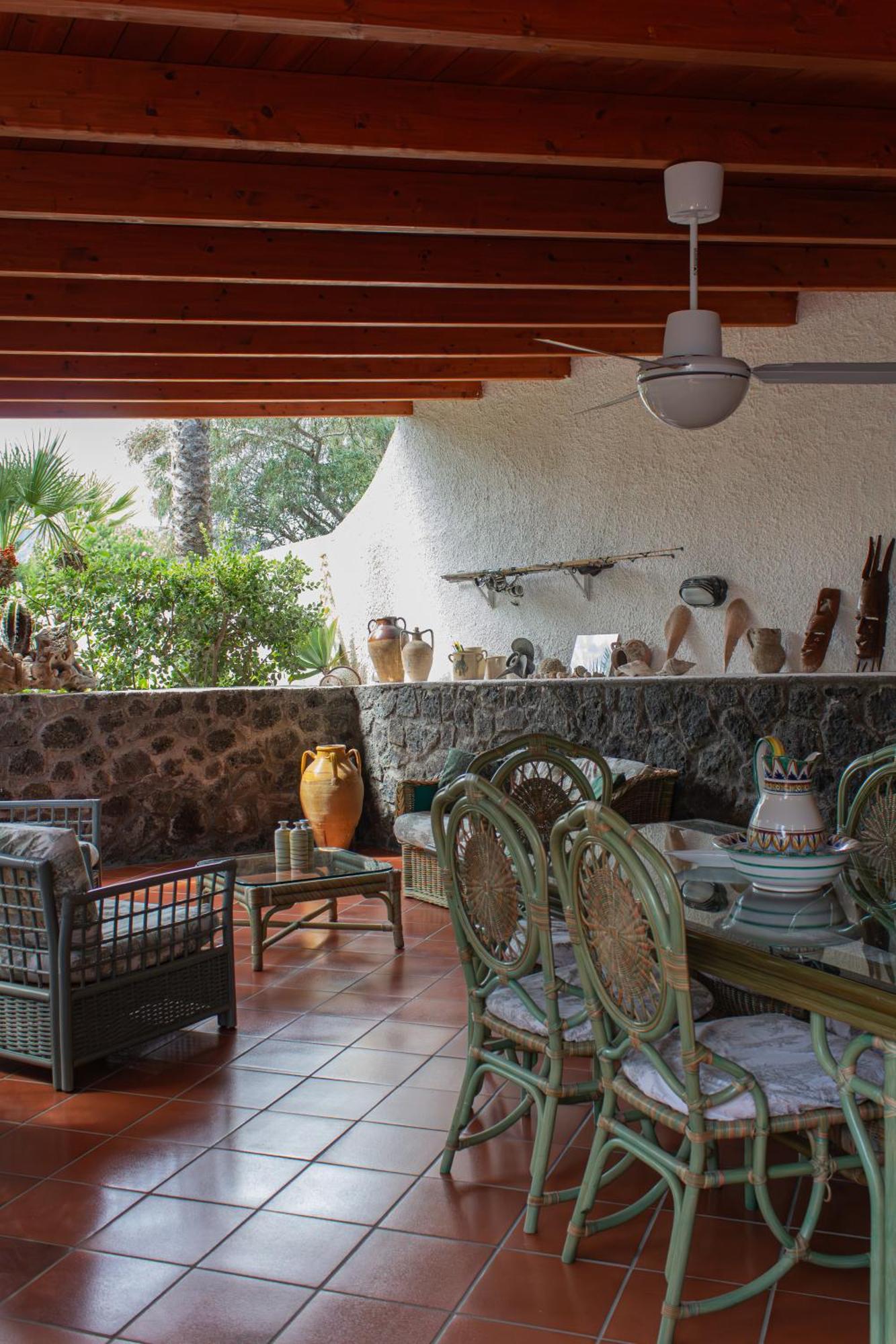 Villa Crimi Vulcano  Buitenkant foto
