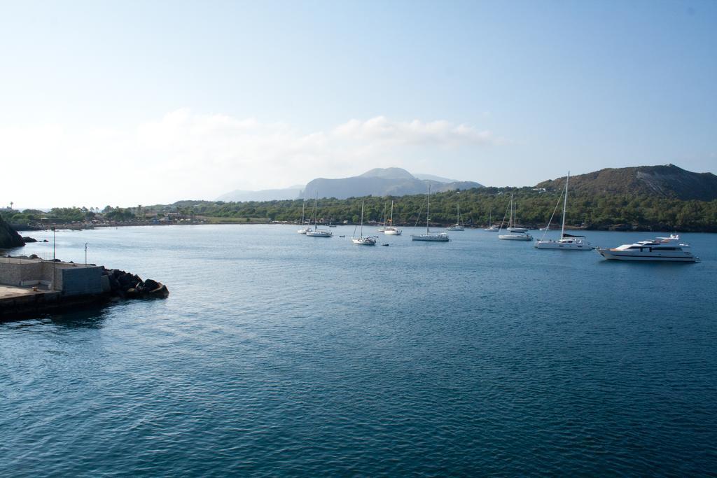 Villa Crimi Vulcano  Buitenkant foto