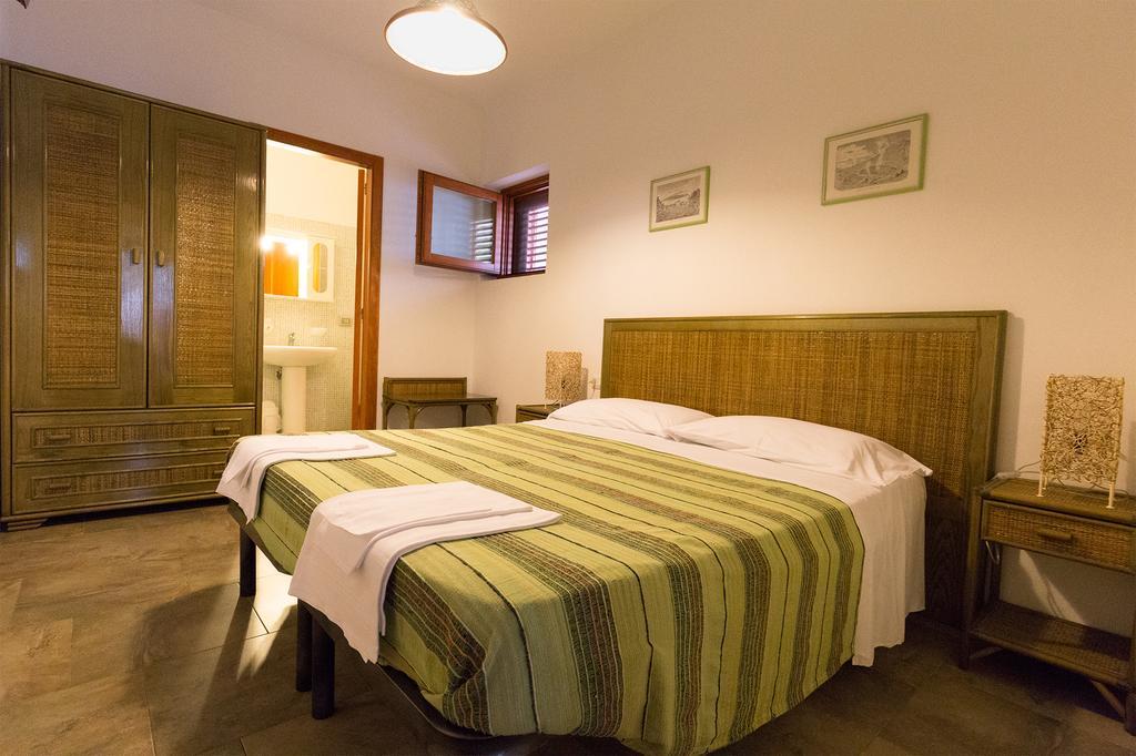 Villa Crimi Vulcano  Buitenkant foto
